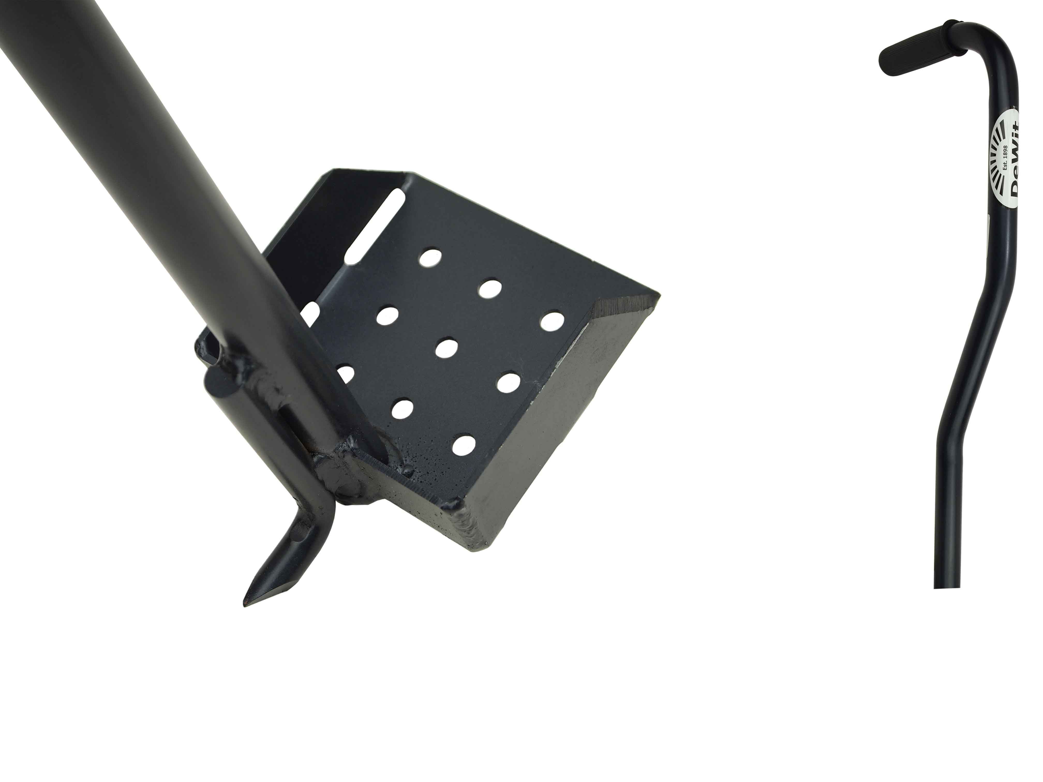 Manhole scoop with long tubulr handle